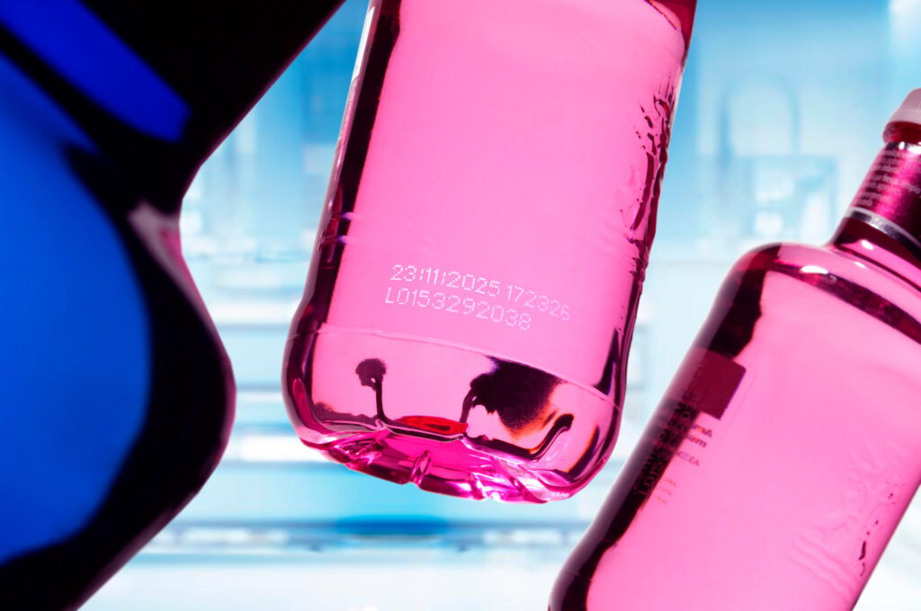 BOTELLA AGUA PLÁSTICO 2